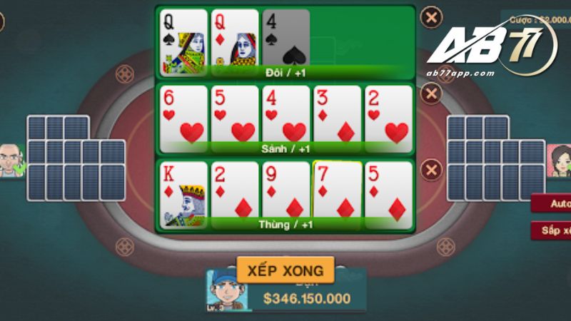 Cách chơi mậu binh có nhiều điểm tương đồng với cách chơi poker
